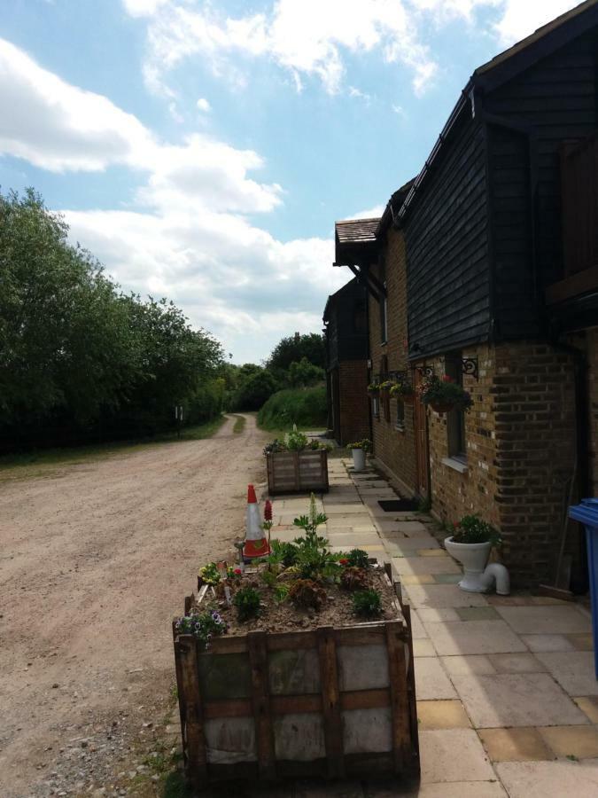 Watercress Barns Appartement Sittingbourne Buitenkant foto